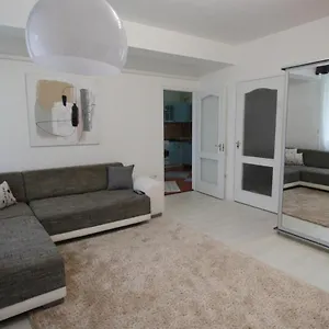 Nikolett Apartman